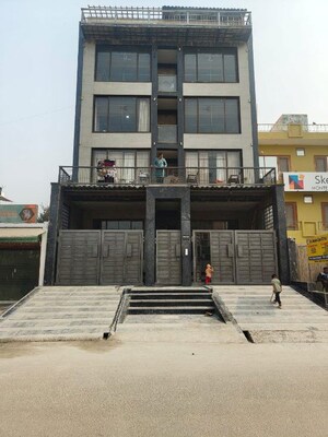 3 BHK Builder Floor For Rent in RWA Apartments Sector 116, Sector 116