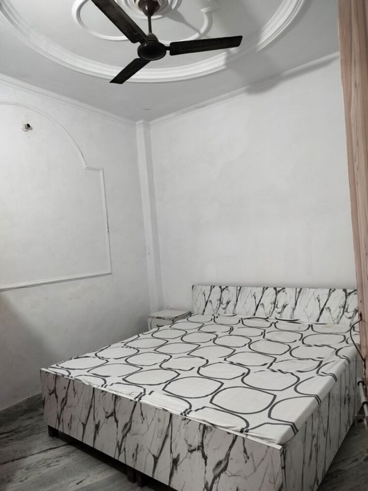 Bedroom, vipin garden 2 Bedroom 60 Sq.Yd. Builder Floor In Vipin Garden Delhi 10166891