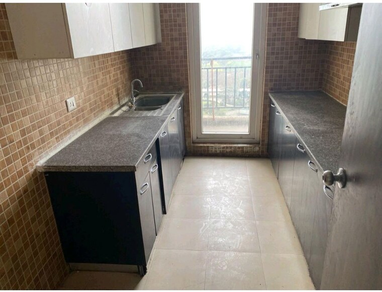 Kitchen, umang-winter-hills 2 Bedroom 1342 Sq.Ft. Apartment In Sector 77 Gurgaon 10166901