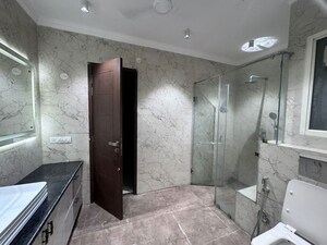 Bathroom in 6 BHK Builder Floor at Ansal Plaza Sector-23, Sector 23 – for Rent