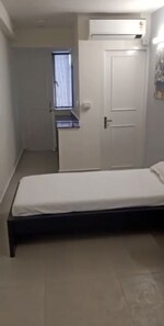 1 Rk  220 Sq.Ft. Apartment in Udyog Vihar