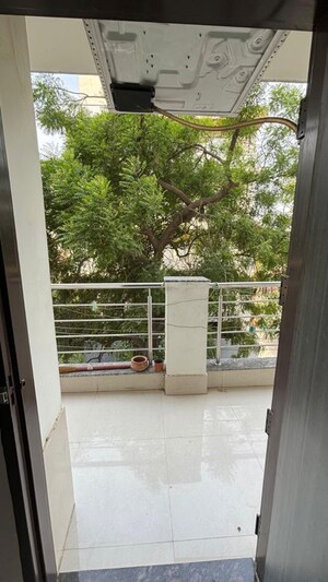 Balcony in 1 BHK Builder Floor at Ansal Plaza Sector-23, Sector 23 – for Rent