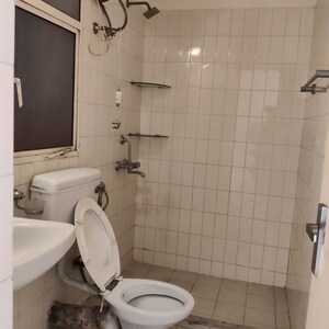 Bathroom in 2 BHK Apartment at DLF The Princeton Estate, Dlf Phase V – for Rent