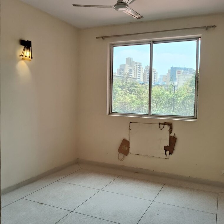 Room, dlf-the-princeton-estate 2 Bedroom 964 Sq.Ft. Apartment In Dlf Phase V Gurgaon 10166936