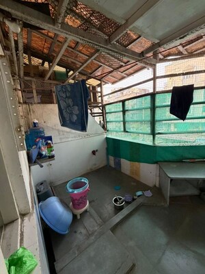 Washroom in 2 BHK Apartment at Vastrapur – for Rent