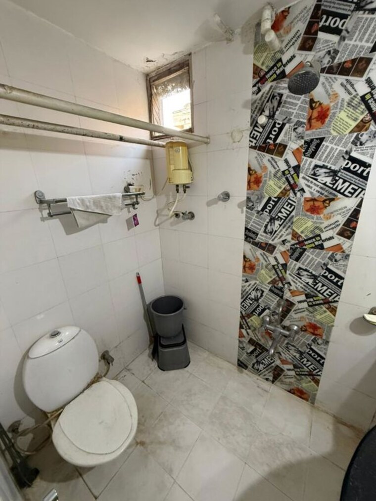 Bathroom, vastrapur 2 Bedroom 1200 Sq.Ft. Apartment In Vastrapur Ahmedabad 10166991