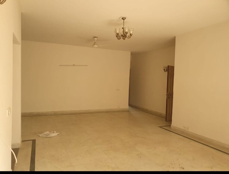 Room, south city 2 4 Bedroom 500 Sq.Yd. Builder Floor In South City 2 Gurgaon 10166997