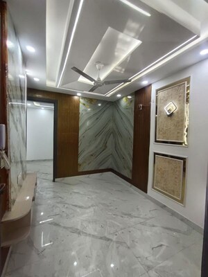 Kitchen in 2 BHK Builder Floor at Dwarka Mor – for Rent