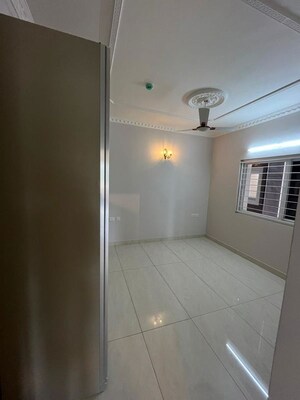 Bathroom in 3 BHK Apartment at Prestige Beverly Hills, Kokapet – for Rent