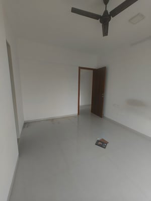 Room in 2 BHK Apartment at Mahavir Arham Vardham, Chembur – for Rent