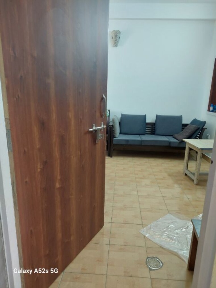 Living Room, adchini 2 Bedroom 400 Sq.Ft. Apartment In Adchini Delhi 10167032