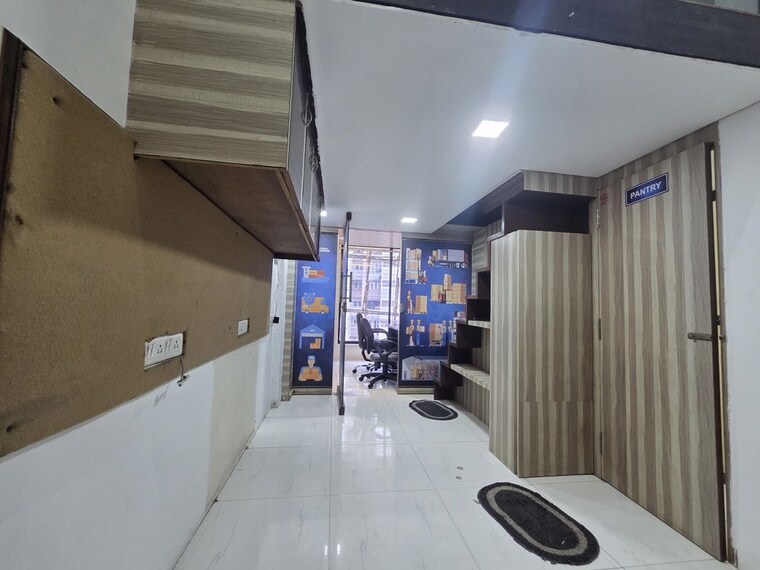 Team Area, royal-palms Commercial Office Space 300 Sq.Ft. In Goregaon East Mumbai 10167034