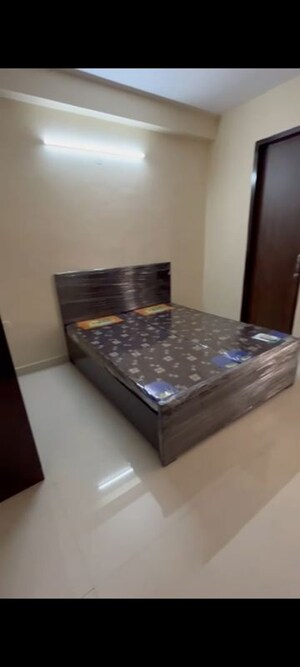 Bedroom in 2 BHK Builder Floor at Sector 46 – for Rent