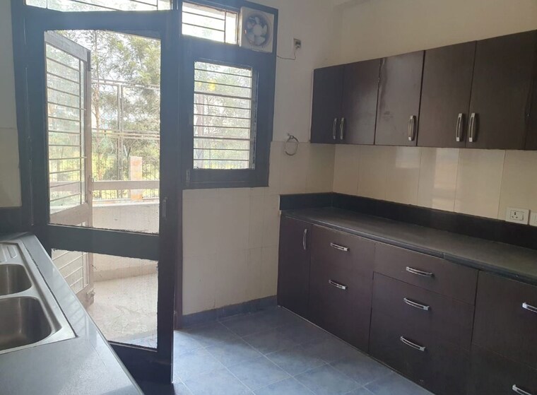 Kitchen, south city 2 4 Bedroom 500 Sq.Yd. Builder Floor In South City 2 Gurgaon 10166979