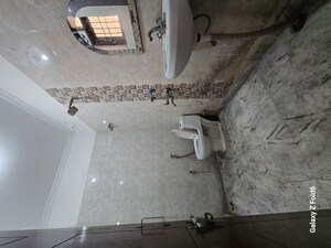 Bathroom in 1 BHK Apartment at Chattarpur – for Rent