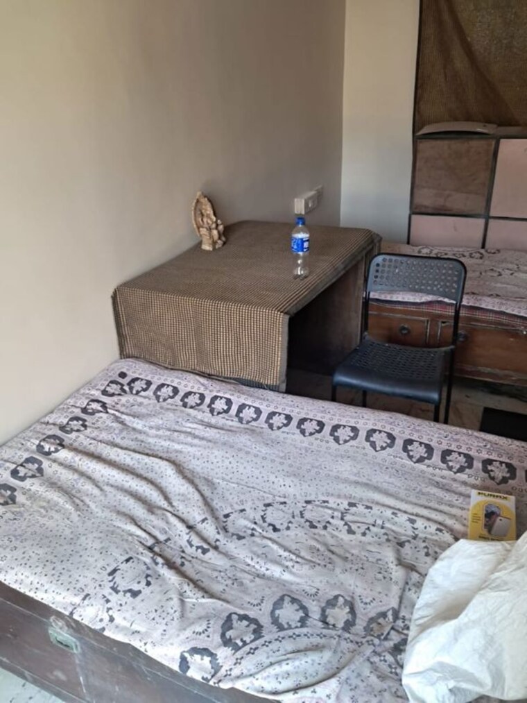 Bedroom, vashi sector 28 Pg For Boys In Vashi Sector 28 10167036