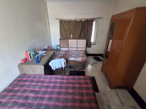 Living Room in  Pg at Vashi Sector 28 – for Rent