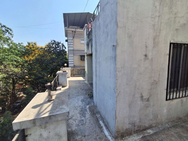 Balcony, vashi sector 28 Pg For Boys In Vashi Sector 28 10167036