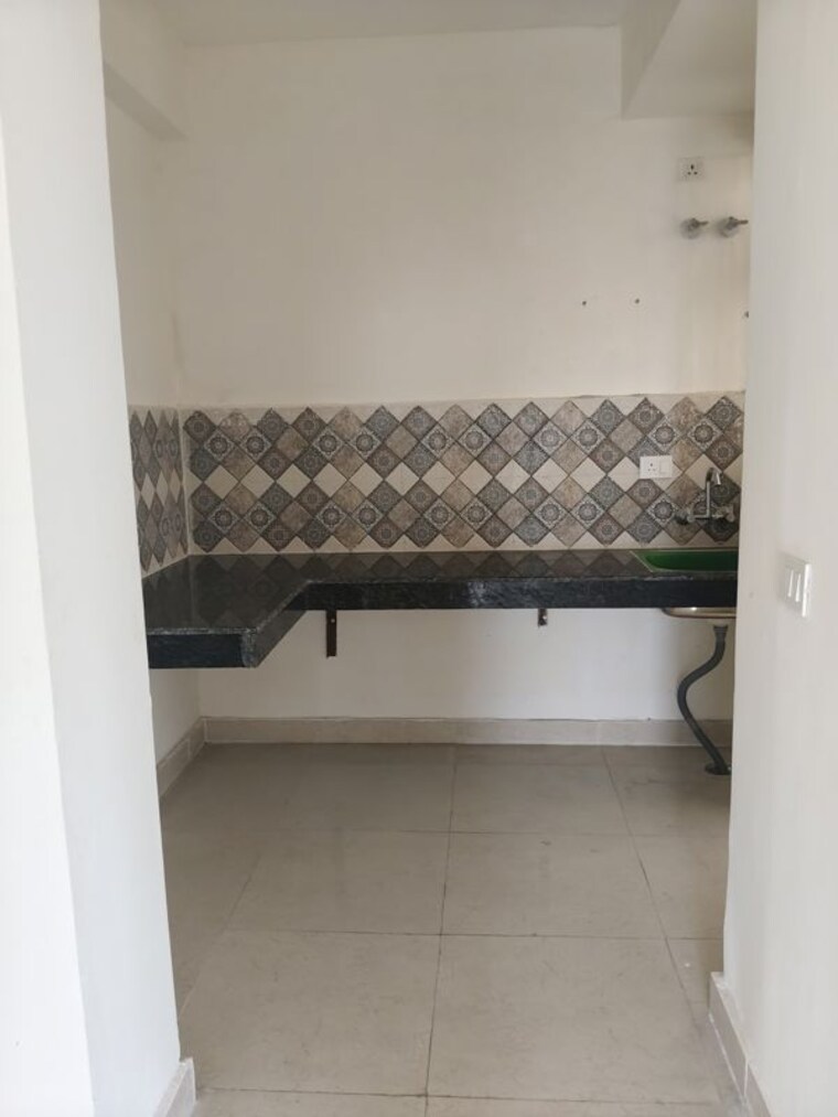 Bathroom, signature-global-prime 2 Bedroom 573 Sq.Ft. Apartment In Sector 63a Gurgaon 10167052