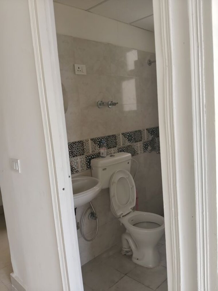Bathroom, signature-global-prime 2 Bedroom 573 Sq.Ft. Apartment In Sector 63a Gurgaon 10167052