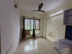 Room in 3 BHK Apartment at Neelsiddhi Residency, Sector 11 Kopar Khairane – for Sale