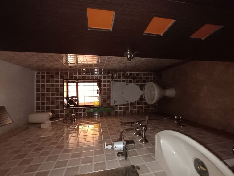 Bathroom, vashi sector 12 2 Bedroom 1000 Sq.Ft. Apartment In Vashi Sector 12 Navi Mumbai 8793540