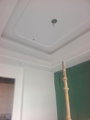 Room in 3 BHK Apartment at Aurum Alumni Bliss, Sector 22d Yamuna Expressway – for Sale