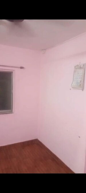 Room in 1 RK Apartment at Vakola – for Rent