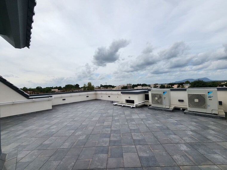  Parking, sobha-oakshire 4 Bedroom 8500 Sq.Ft. Independent House In Devanahalli Bangalore 10167112
