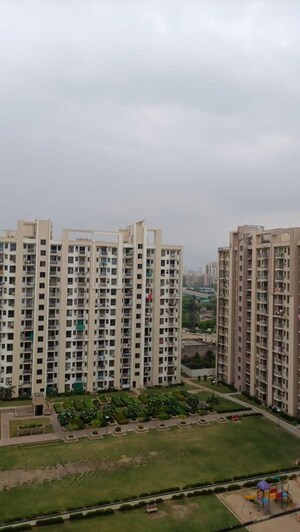 4 BHK Apartment For Sale in Unitech The Residences Gurgaon, Sector 33