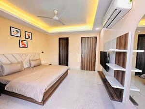 Bedroom in 1 BHK Builder Floor at Sector 43 – for Rent