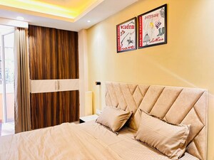 Bedroom in 1 BHK Builder Floor at Sector 43 – for Rent