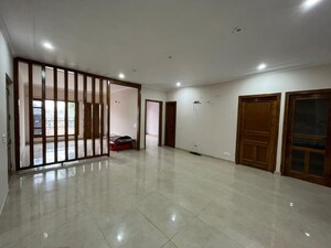 Room in 3.5 BHK Independent House at GMADA Eco City, North Mullanpur – for Rent