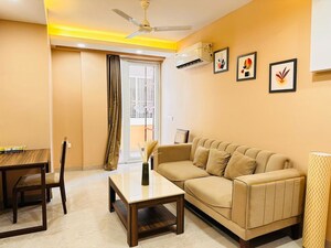 Living Room in 1 BHK Builder Floor at Sector 43 – for Rent