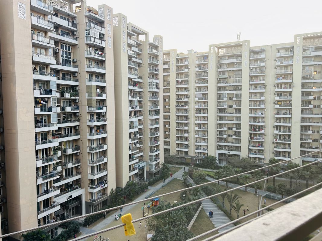 3 BHK Apartment For Sale in Tulip Violet