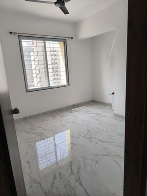 Room in 2 BHK Apartment at Avani 12th Avenue, Tathawade – for Rent