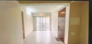 Room in 3 BHK Apartment at Bollywood Esencia, Ghazipur – for Rent