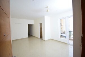 Room in 3 BHK Apartment at Emaar Emerald Estate, Sector 65 – for Rent