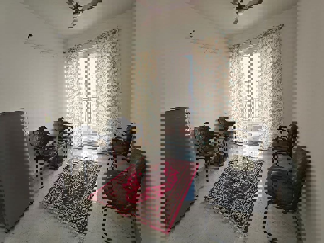 4 BHK + Pooja Room 350 Sq.Yd. Apartment in BPTP Park 81