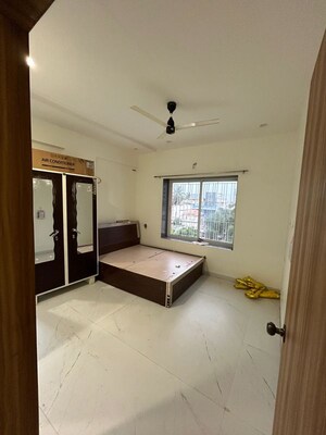 Room in 3 BHK Apartment at Savedi – for Rent