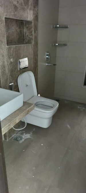 Bathroom in 2 BHK Apartment at Peninsula Celestia Spaces, Parel – for Sale