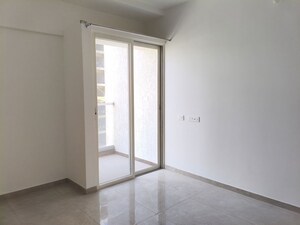Room in 3 BHK Apartment at Vilas Javdekar Yashone Eternitee, Hinjewadi – for Rent
