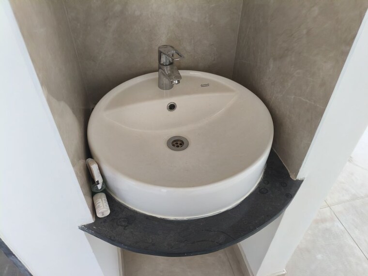 Bathroom, vilas-javdekar-yashone-eternitee 3 Bedroom 878 Sq.Ft. Apartment In Hinjewadi Pune 10167222
