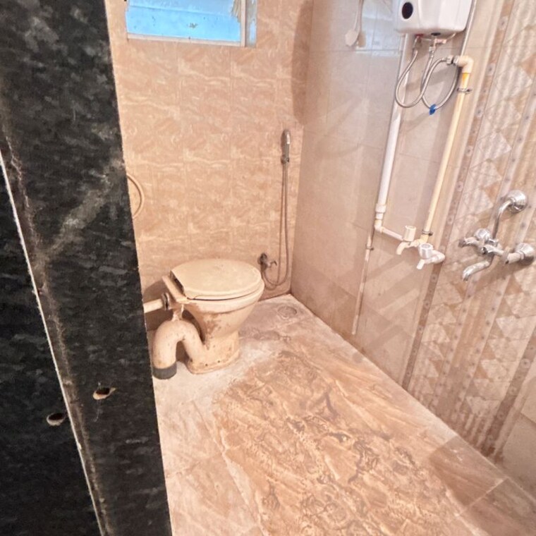 Bathroom, v-t-adaskar-shantai-heights 2 Bedroom 800 Sq.Ft. Apartment In Pimpri Chinchwad Pcmc Pune 10167233