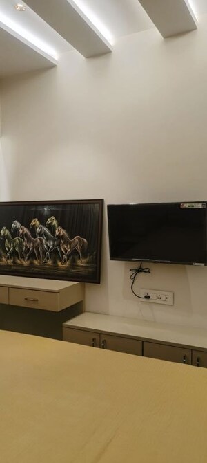 Bedroom in 2 BHK Apartment at Neumec Shreeji Towers, Wadala East – for Rent