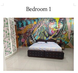 Bedroom in 5 BHK Villa at Gomti Nagar – for Rent