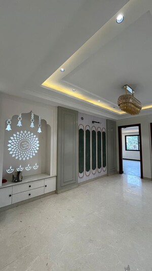 Living Room in 4 BHK Apartment at Ansal API Versalia, Sector 67a – for Rent