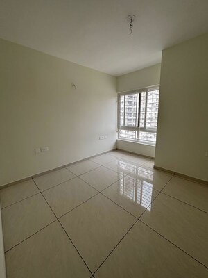 Room in 4 BHK Apartment at Sumadhura Folium, Whitefield – for Rent