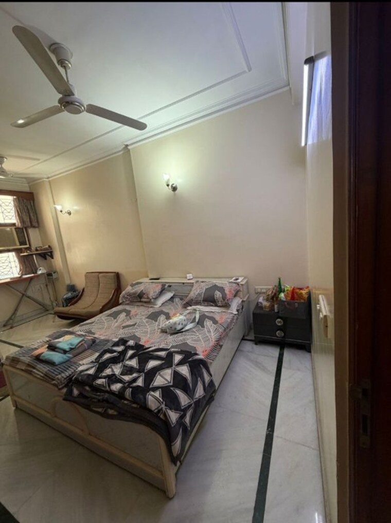 Bedroom, east of kailash 2 Bedroom 900 Sq.Ft. Builder Floor In East Of Kailash Delhi 10167296