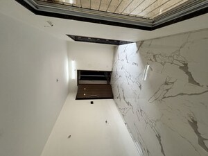 2 BHK Apartment For Rent in Savedi